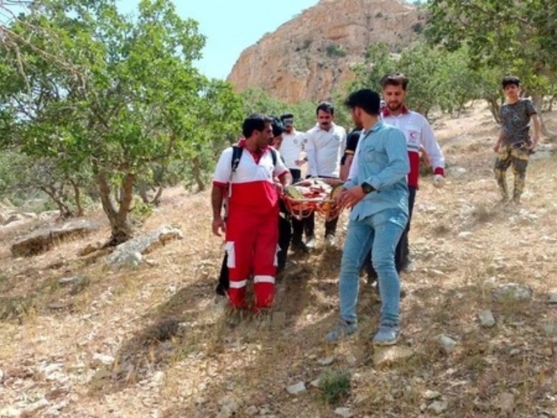 نجات مرد ۴۵ساله در تنگه بهرام چوبین