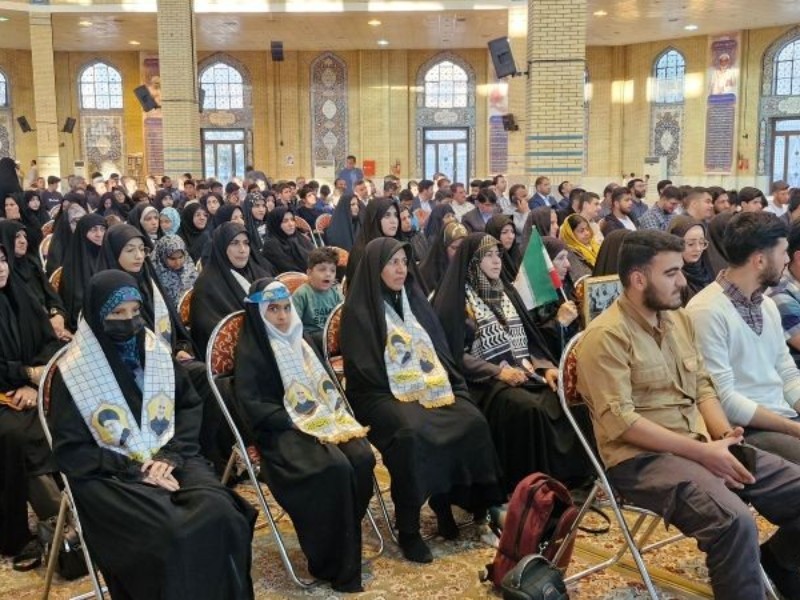 دیدار بسیجیان با امام جمعه ایلام