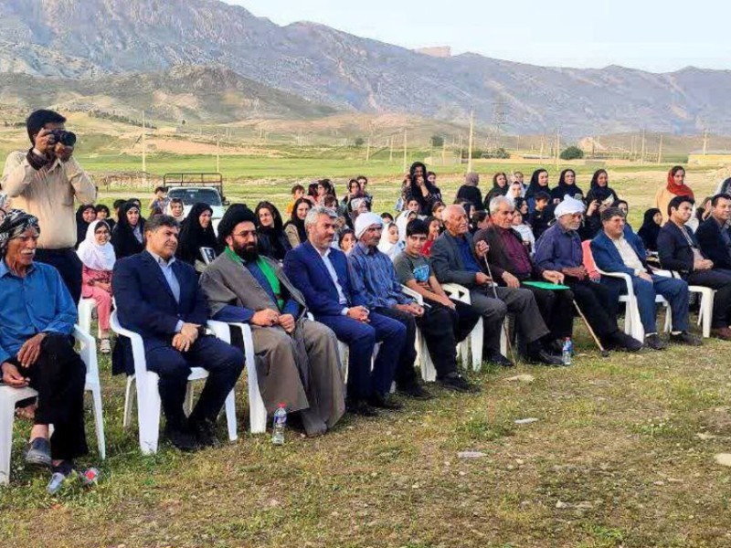 برگزاری بهارانه‌ای با کتاب در آبدانان