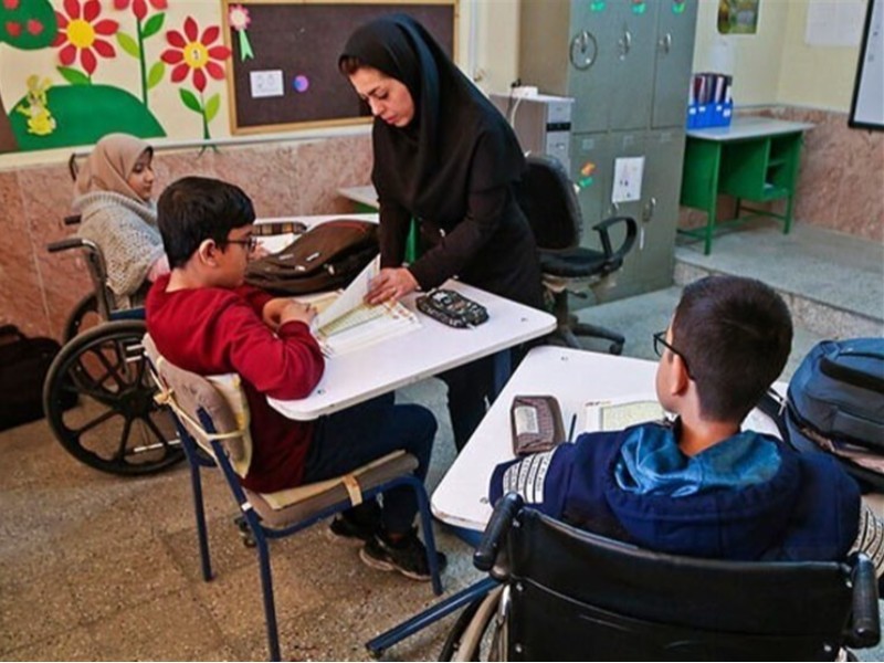 ایلام نیازمند مدرسه ویژه اوتیسم است