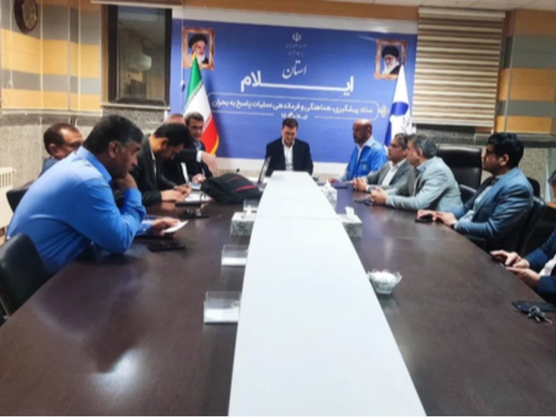 ادارات و مدارس ایلام تعطیل نیستند