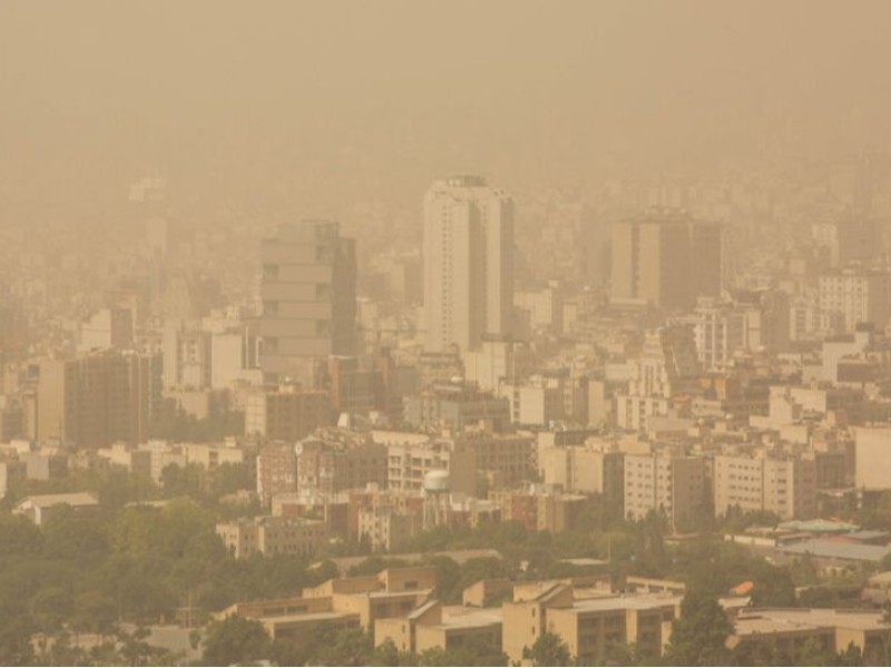 جولان ریزگردها در آسمان استان ایلام