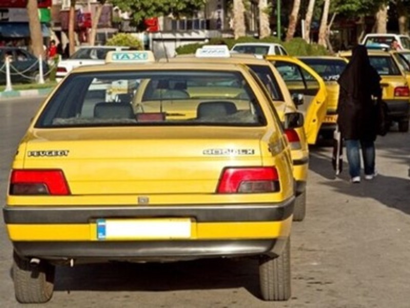 افزایش خودسرانه نرخ تاکسی نارضایتی به دنبال دارد
