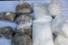 ۲۲۰ بسته مواد مخدر در دهلران کشف شد