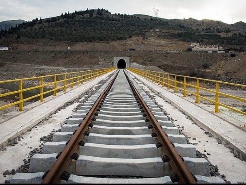 پیشرفت پروژه ریلی ایلام وابسته به تأمین مالی است