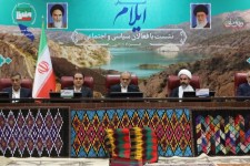 نشست رئیس‌جمهور با فعالان سیاسی اجتماعی ایلام