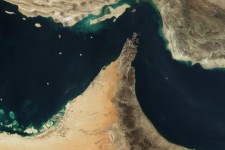 تنگه هرمز باید عرصه نمایش اقتدار ایران باشد