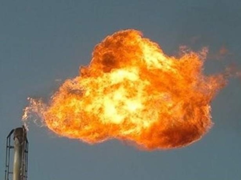 روشن‌شدن فلر علت شعله‌ورشدن پتروشیمی ایلام