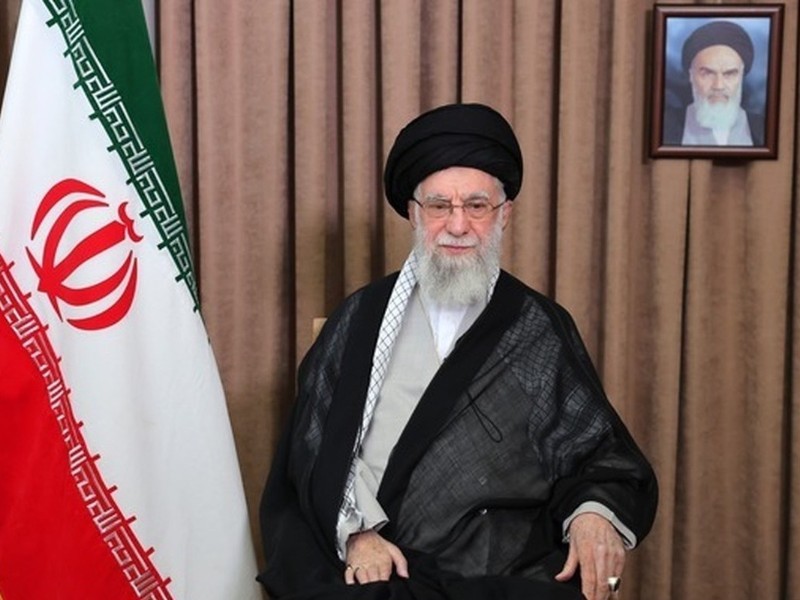 حمایت قاطع مراجع تقلید از رهبر معظم انقلاب