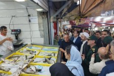 دیدار مسئولان با کسبه و بازاریان