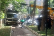 نقص فنی کامیون در ایلام، حادثه‌ساز شد