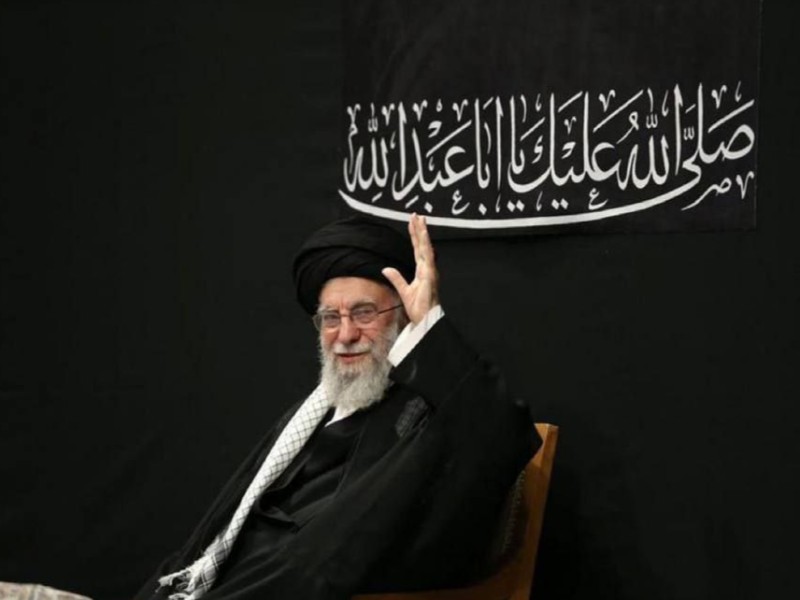 نور ولایت بر جان‌ها تابید