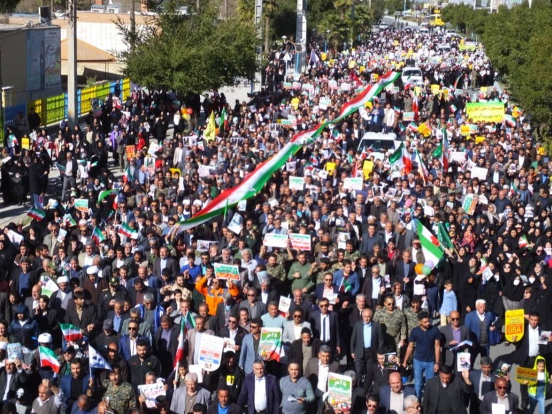 ملت انقلابی، وارثان بصیرت عاشورایی در میدان امروز