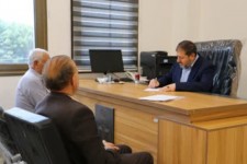 رئیس‌کل دادگستری ایلام پای صحبت مردم نشست