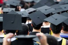 بازار بی‌نیاز از دانشگاه؛ چالش توسعه ایلام