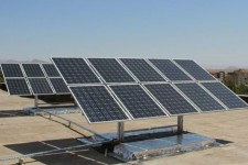 راه‌اندازی ۵۳۰ نیروگاه خورشیدی در منازل مددجویان ایلام