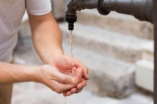 ۲۰۰۰ نفر در ماژین صاحب آب پایدار شدند