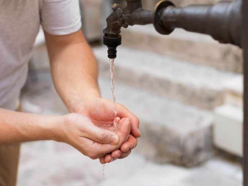 ۲۰۰۰ نفر در ماژین صاحب آب پایدار شدند