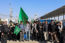 حضور پرشور زائران در مرز مهران