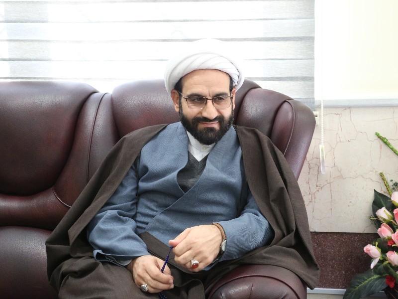 عاشورا، قطب‌نمای نبرد ایران با استکبار