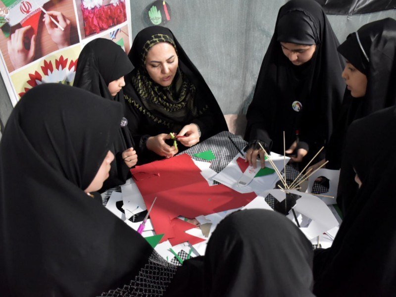 موکب سپاه ایلام، پناه خستگی زائران در دل گرمای مهران