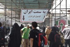 موج بازگشت زائران  از مرز مهران به کشور