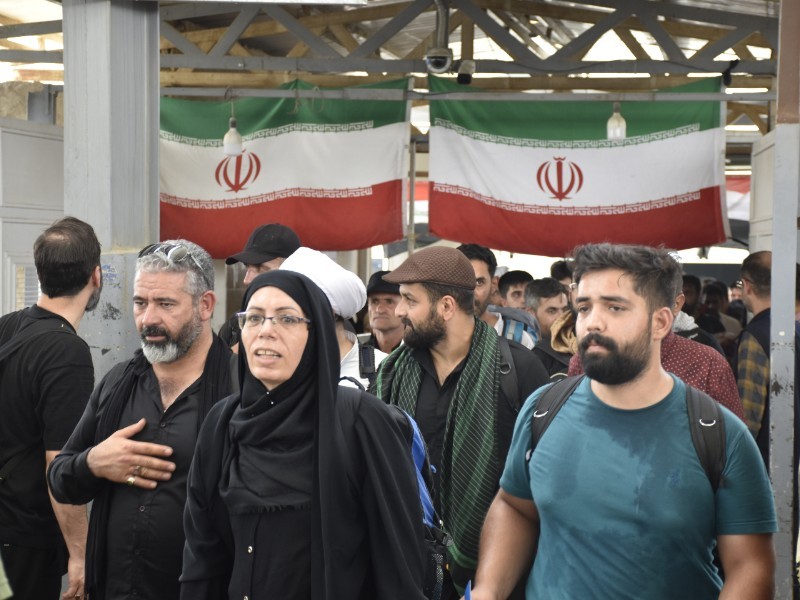 تردد زائران اربعین حسینی از مرز مهران
