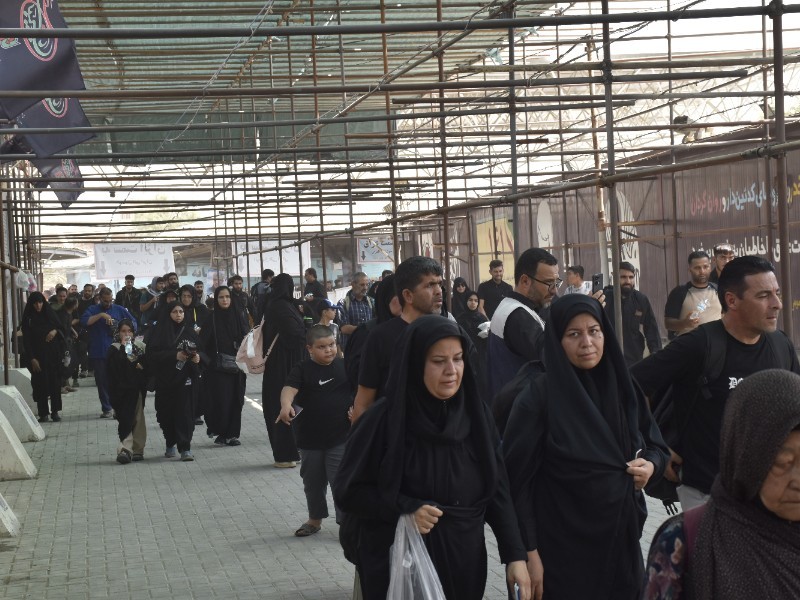 تردد بیش از ۲ میلیون و ۶۴۹ هزار نفر از مرز مهران