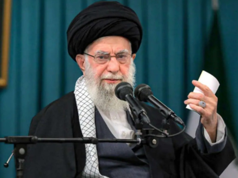 سپر پولادین اتحاد مردم خدشه‌دار نشود