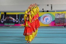دختران ایلامی در مسابقات ژیمناستیک کشور خوش درخشیدند