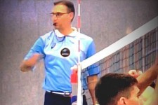 داور ایلامی در لیگ والیبال کشور قضاوت می‌کند