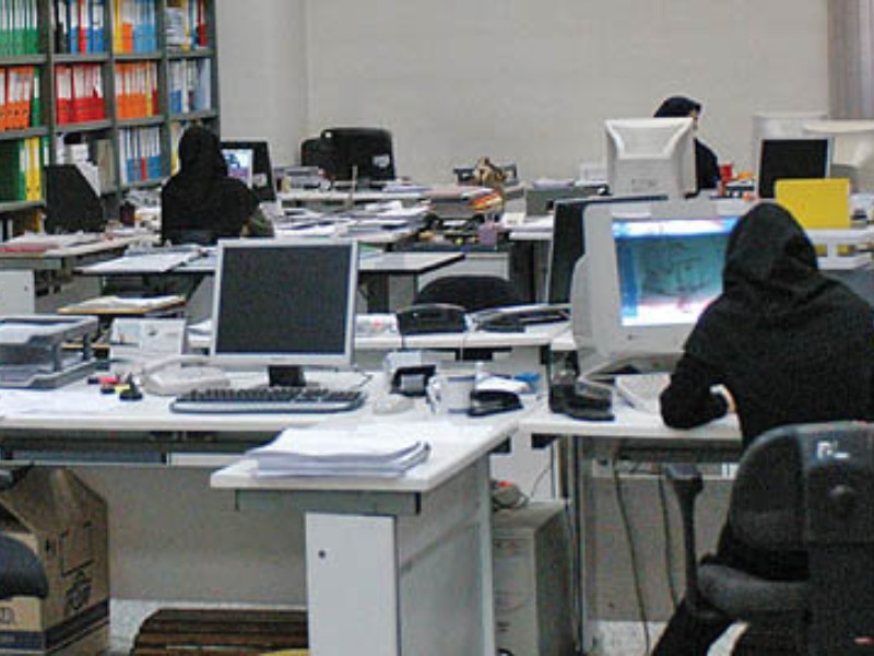 ساعت کاری ادارات ۳ شهرستان ایلام کاهش یافت