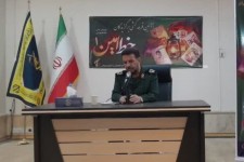 ترویج فرهنگ کتاب‌خوانی و ایثار، پیوند مردم و نظام را تقویت می‌کند