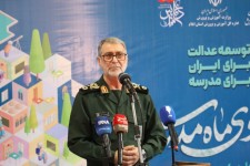 دانش‌آموزان باید پیشگام جهاد ترکیبی باشند