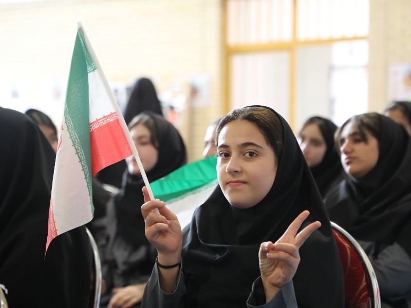 زنگ آغاز سال تحصیلی در ایلام نواخته شد