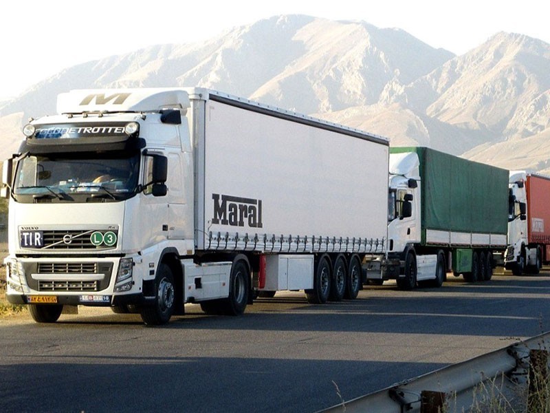 صادرات ۲ میلیون و ۳۸۴ هزار تن کالا از مرز مهران