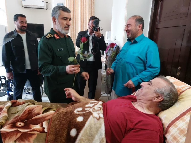 روایت یک حضور عاشقانه؛ سردار شهید در جمع جانبازان