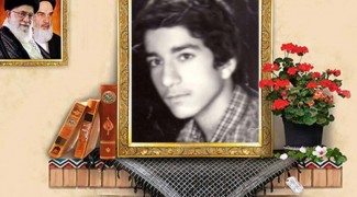 می‌خواهم در دل سنگر با لباس عزت بمیرم