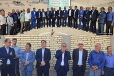 آغاز پروژه زمین چمن مصنوعی دهلران