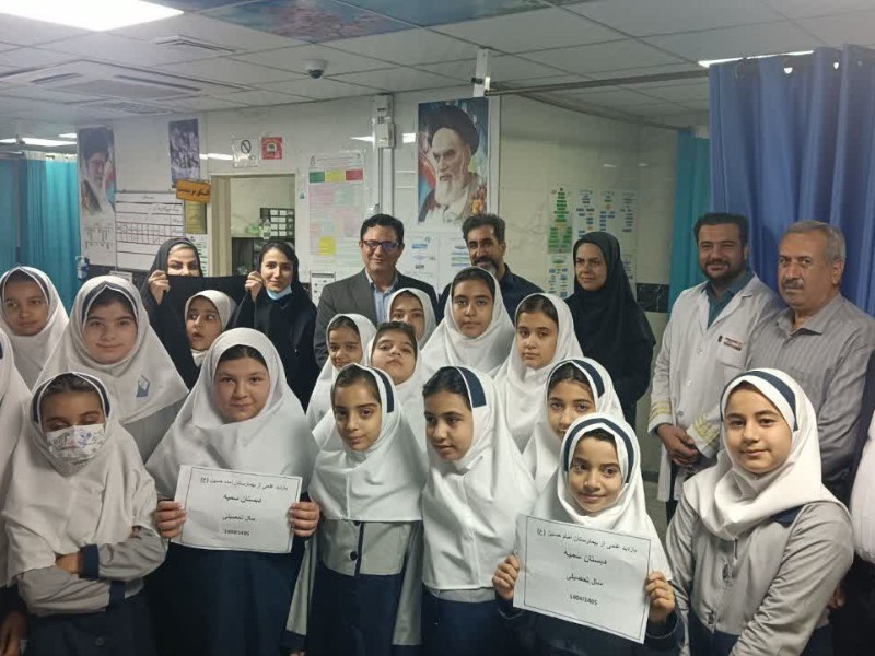 قدردانی دانش‌آموزان مهرانی از تلاش پرستاران