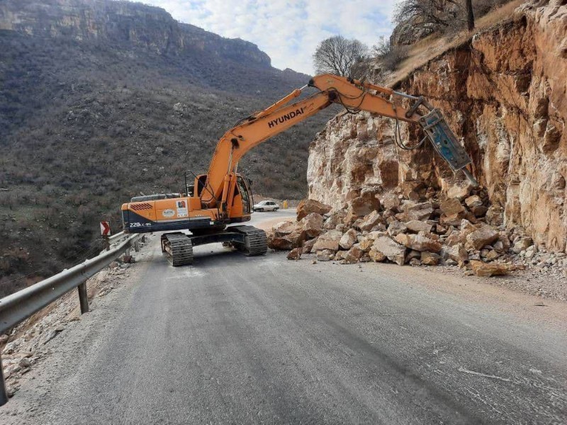 ایمن‌سازی و بهسازی راه‌های ارتباطی شهرستان ایوان