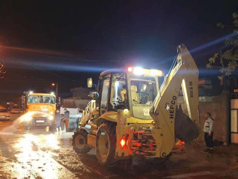 ۲۰ شکستگی شبکه آب، در آبدانان تعمیر شد