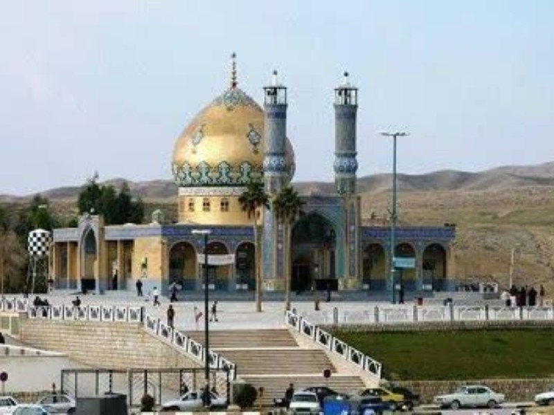 بقاع متبرکه ایلام میزبان آیین تشییع شهدای گمنام