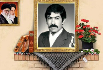 همیشه در خط انقلاب بمانید