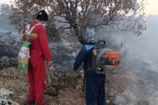 مهار آتش‌سوزی گسترده عرصه‌های طبیعی ایوان