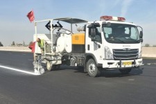 خط‌کشی ۳۷۵۰ کیلومتر از جاده‌های ایلام