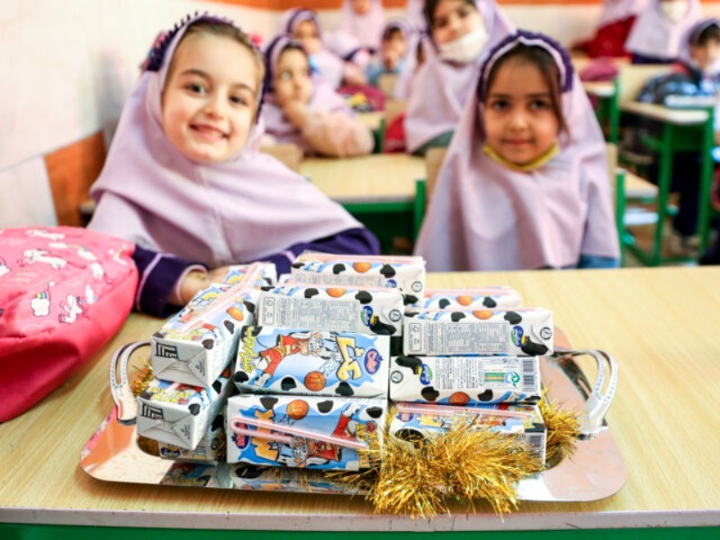 ۵۵ هزار دانش‌آموز ایلامی شیر رایگان دریافت می‌کنند