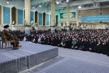 جامعه بدون نقش زنان نیمه‌جان است