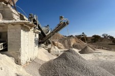 فعالیت‌های کارخانه شن سرابله بر مدار قانونی است