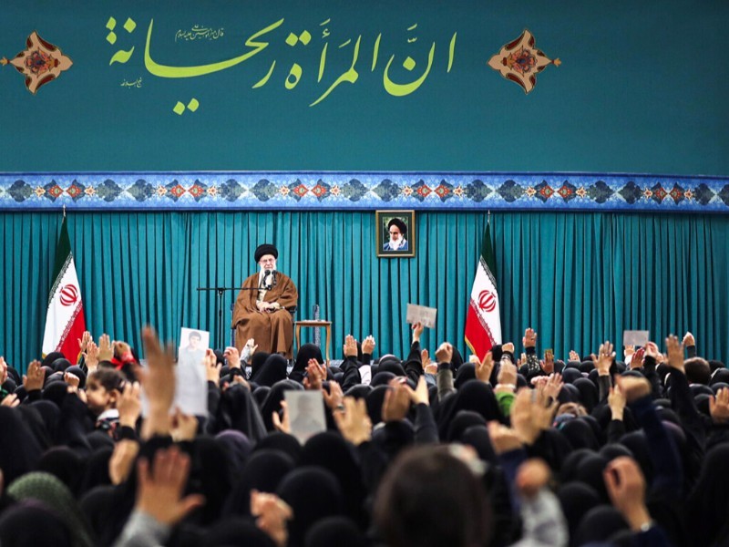 مطالبات حقوق زنان بر اساس بیانات رهبر انقلاب